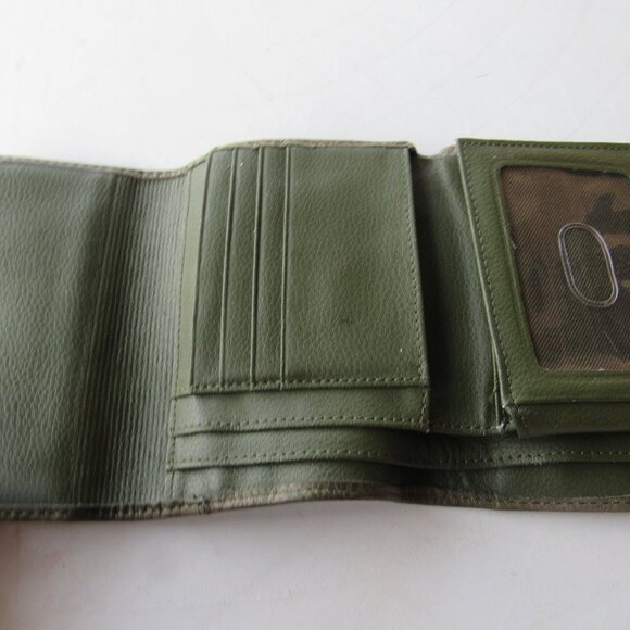 Army Green Leather Wallet - Picture 3 of 5